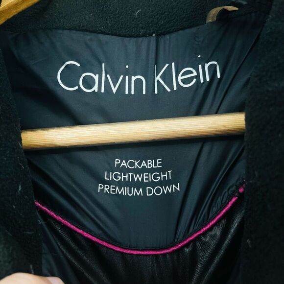 Calvin Klein Quilt Longline Parka Jacket Faux Fur Hood Black Womens Size Medium - Picture 6 of 7